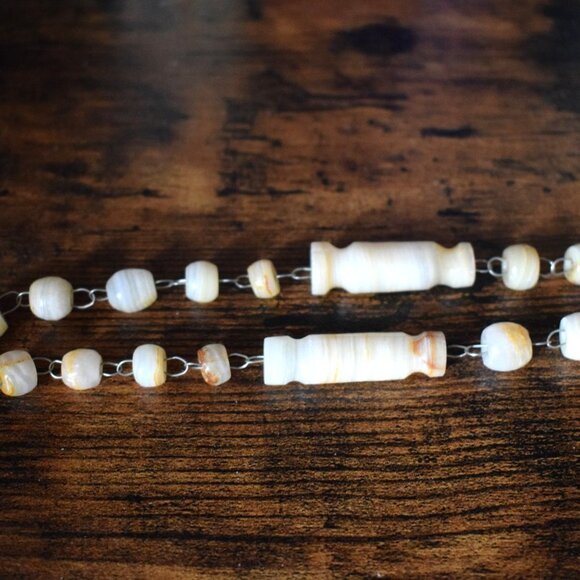 VTG Teardrop Pendant and Carved Bead Boho Necklace - Picture 10 of 15